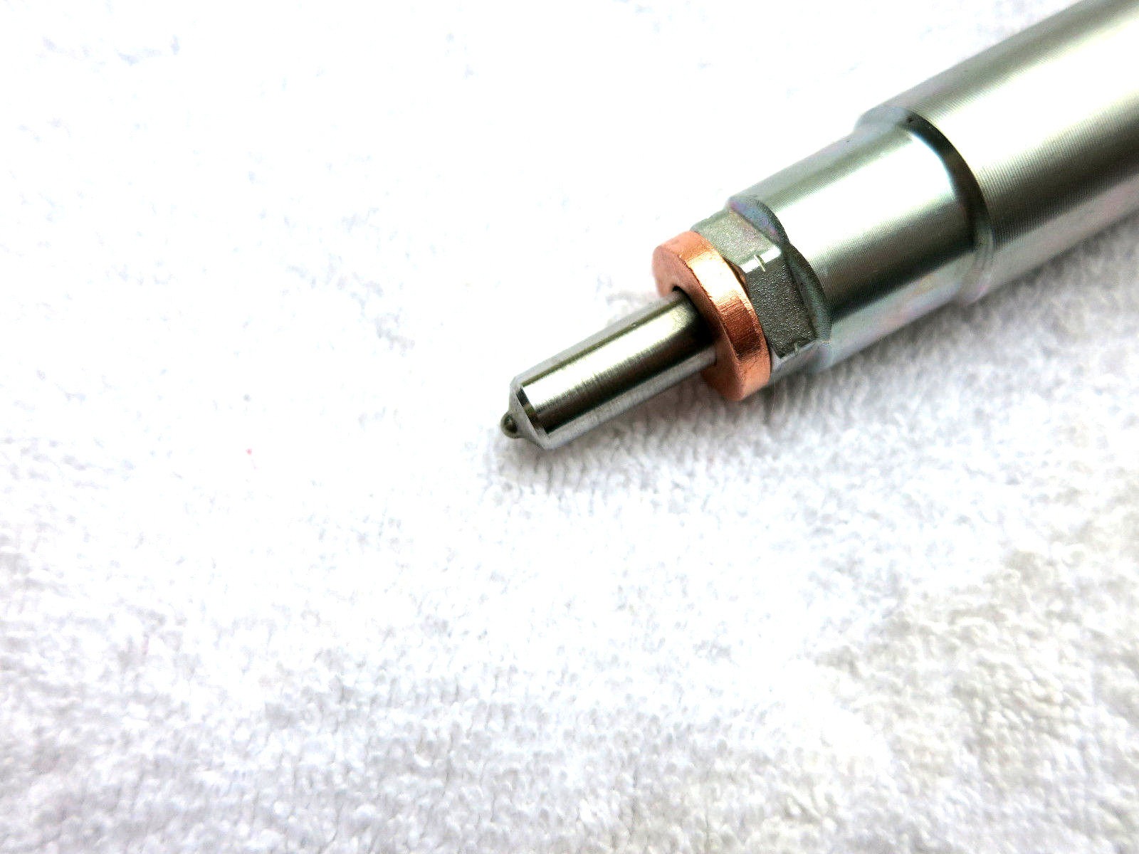 Injektor Ultraschall Reinigung - Reinigung per Ultraschall von Injektoren und Einspritzdüsen