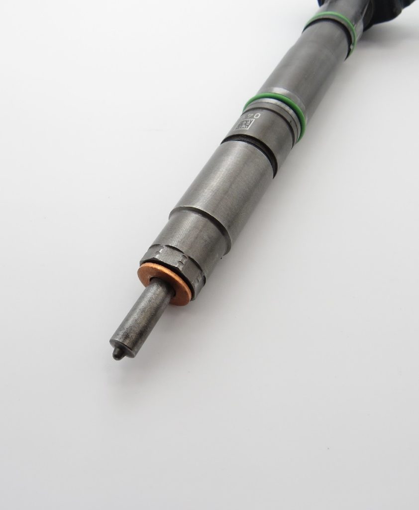 Audi A4 A6 A7 Q7 Vw Amarok 3.0 TDI Injektor Einspritzdüse 0445117042 /